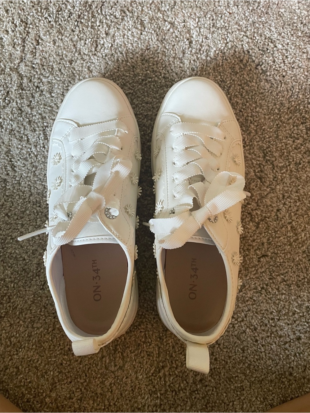ON 34TH Women's White Daisy Embellished Sneakers